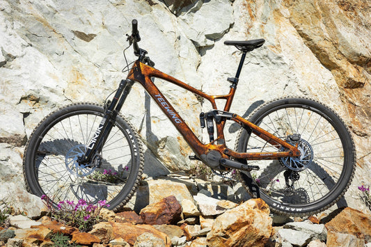 Bike Review - NSMB - Riding the DJI Avinox on a Teewing MTB